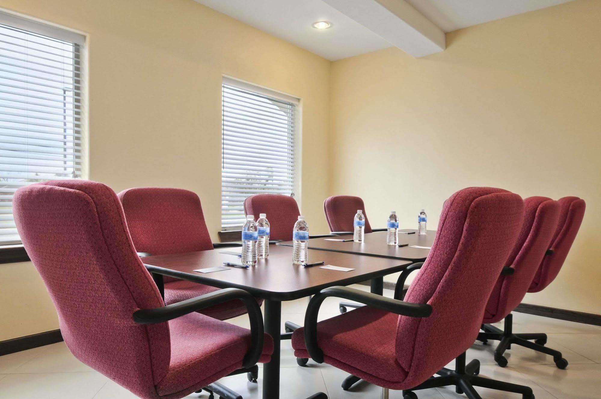 Travelodge Pharr McAllen Restoran foto